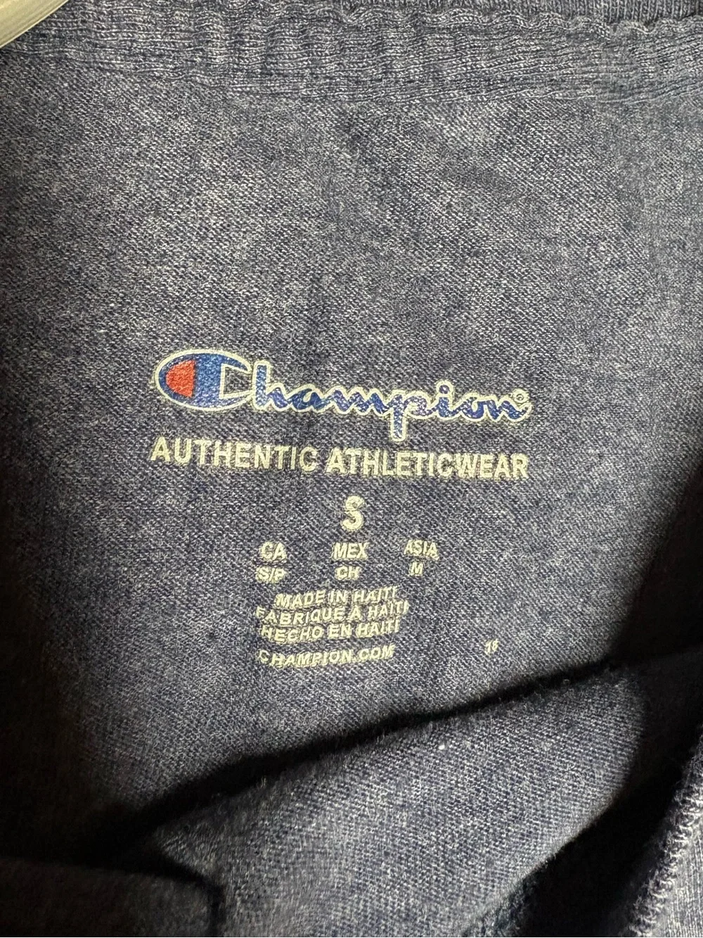 Champion Short Sleeve Crewneck T-Shirt in Navy Blue Size Small - Picture 5 of 5